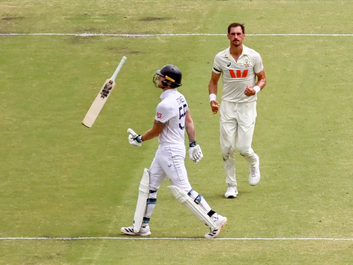Watch: Angry Ben Stokes jumps in frustration as Mitchell Starc castles English batter Watch: Angry Ben Stokes jumps in frustration as Mitchell Starc castles English batter