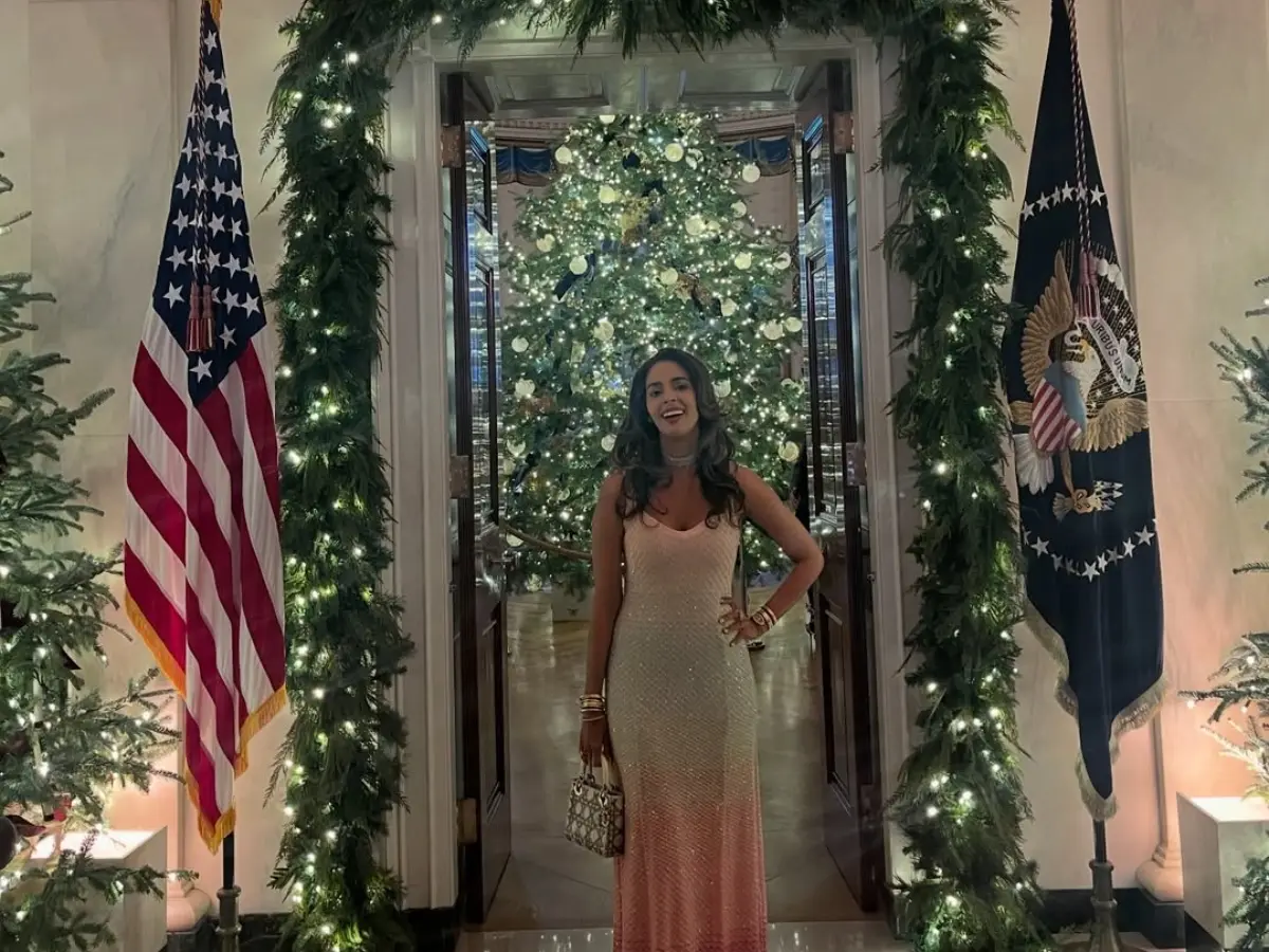 Mallika Sherawat gives glimpses of White House Christmas dinner as US President Donald Trump takes on stage | See pics Mallika Sherawat gives glimpses of White House Christmas dinner as US President Donald Trump takes on stage | See pics