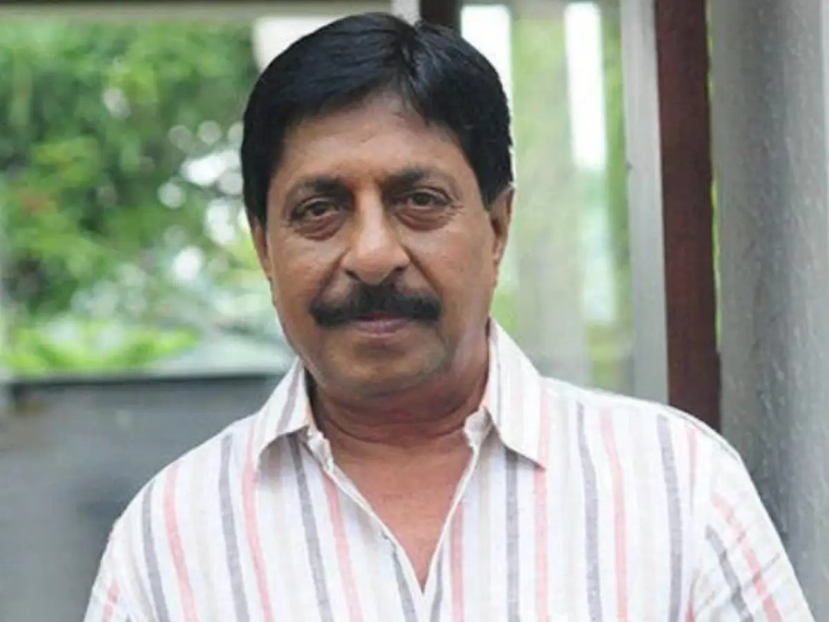 Veteran Malayalam actor, writer and filmmaker Sreenivasan passes away at 69 Veteran Malayalam actor, writer and filmmaker Sreenivasan passes away at 69