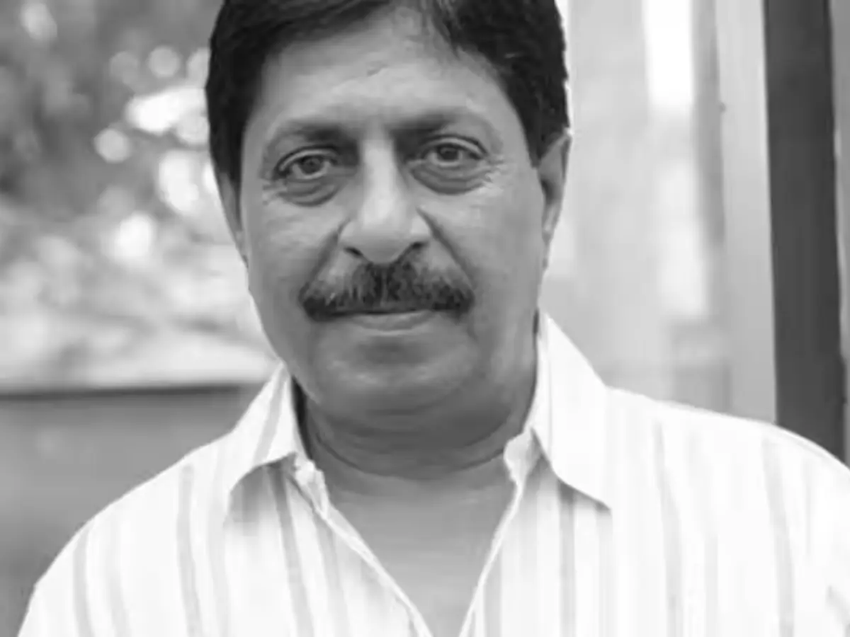 Veteran Malayalam actor Sreenivasan's death: Rajinikanth, Kamal Haasan and others pay heartfelt tribute Veteran Malayalam actor Sreenivasan's death: Rajinikanth, Kamal Haasan and others pay heartfelt tribute