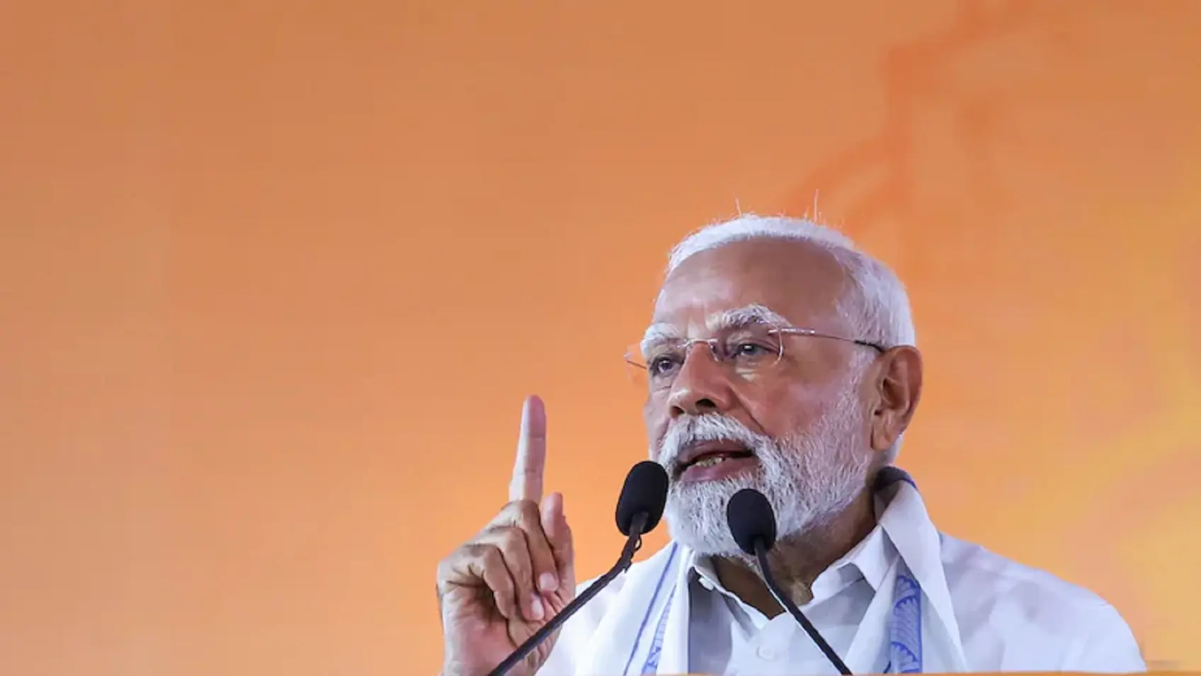 Trinamool shielding illegal immigrants, time to end ‘maha jungle raj’ in Bengal: PM Modi