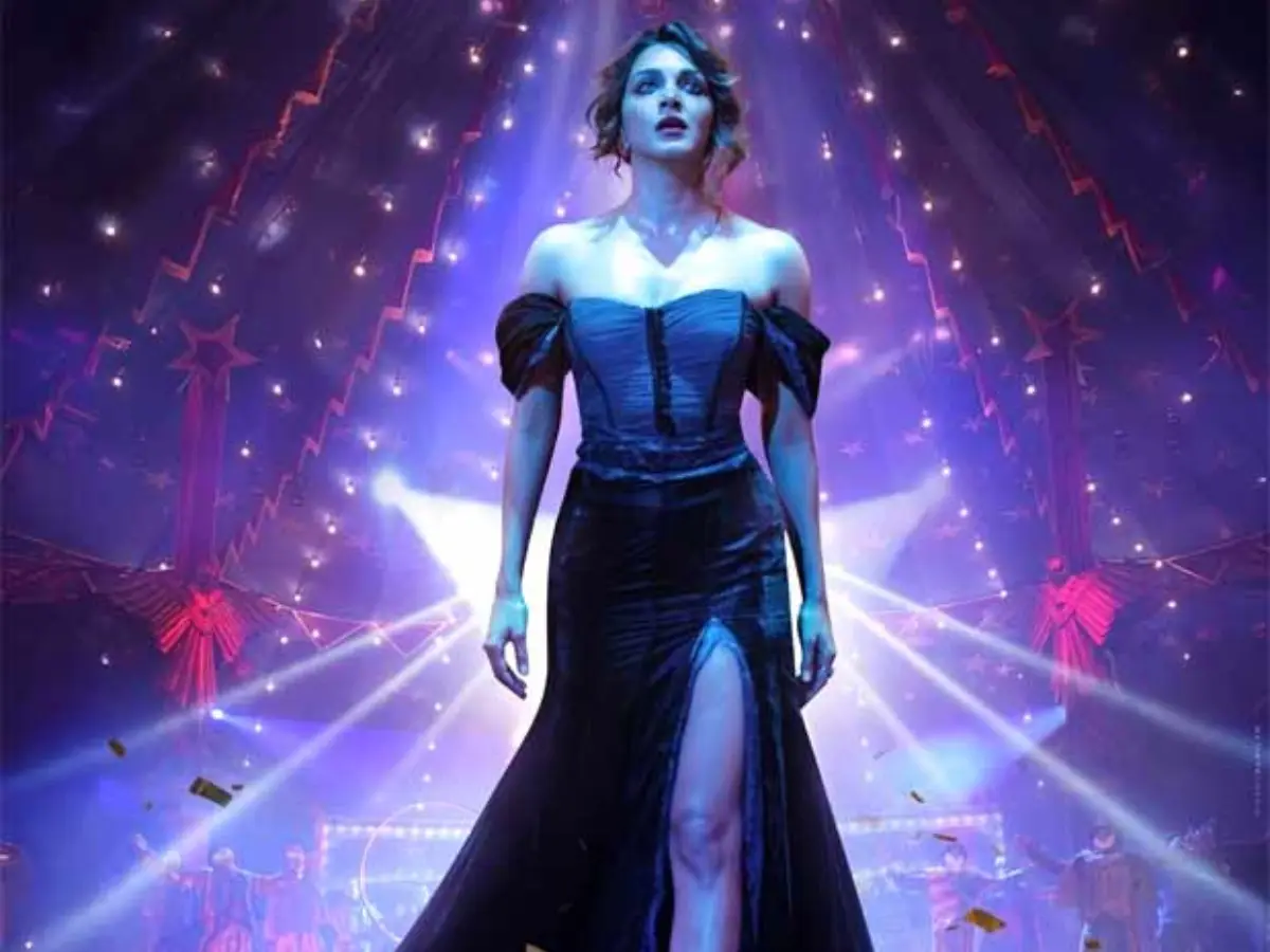 Toxic: Kiara Advani's first look as Nadia unveiled from Yash starrer Toxic: Kiara Advani's first look as Nadia unveiled from Yash starrer