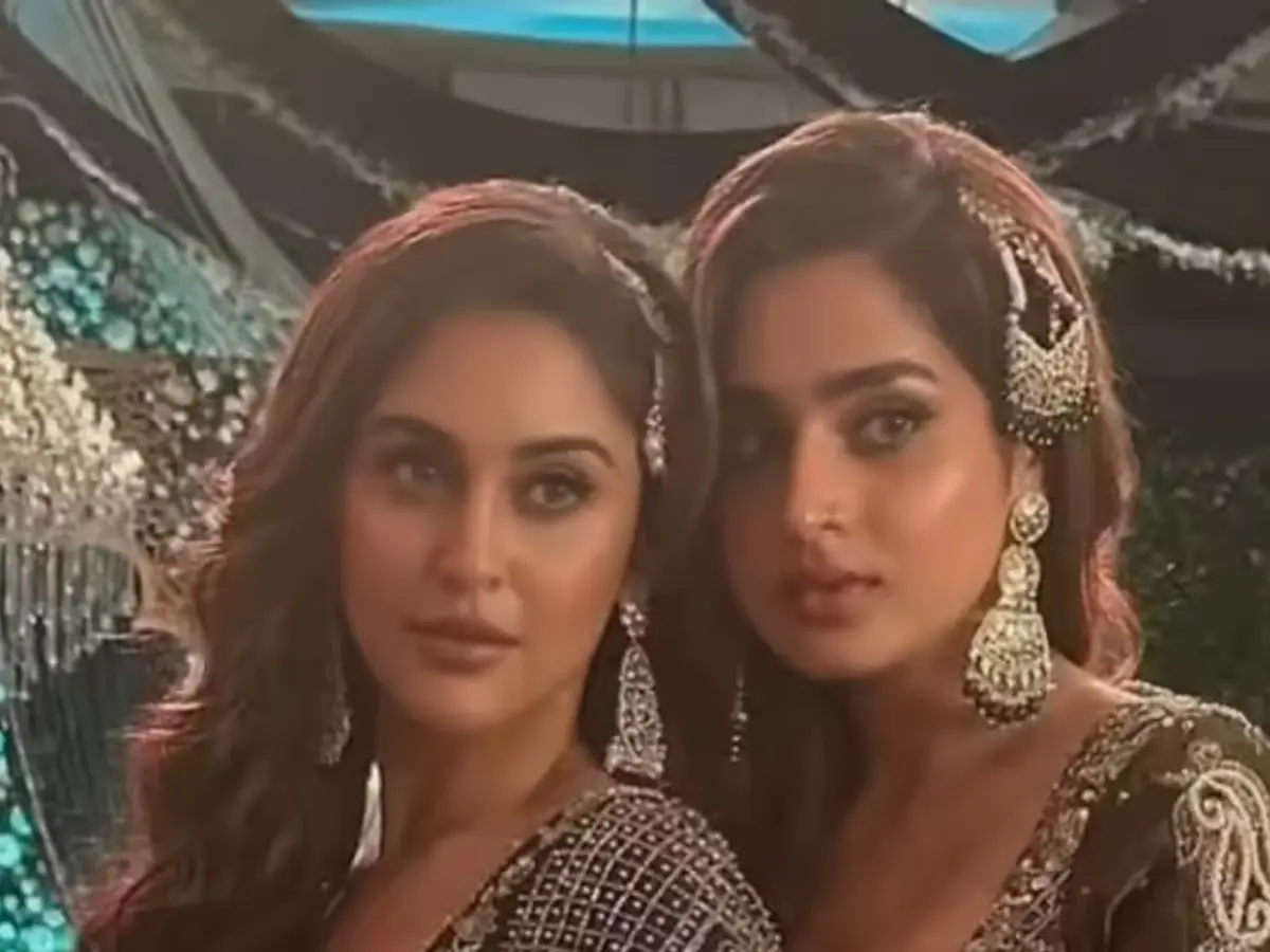 Dhurandhar: Was THIS actress the first choice for Shararat song? Here's the truth Dhurandhar: Was THIS actress the first choice for Shararat song? Here's the truth