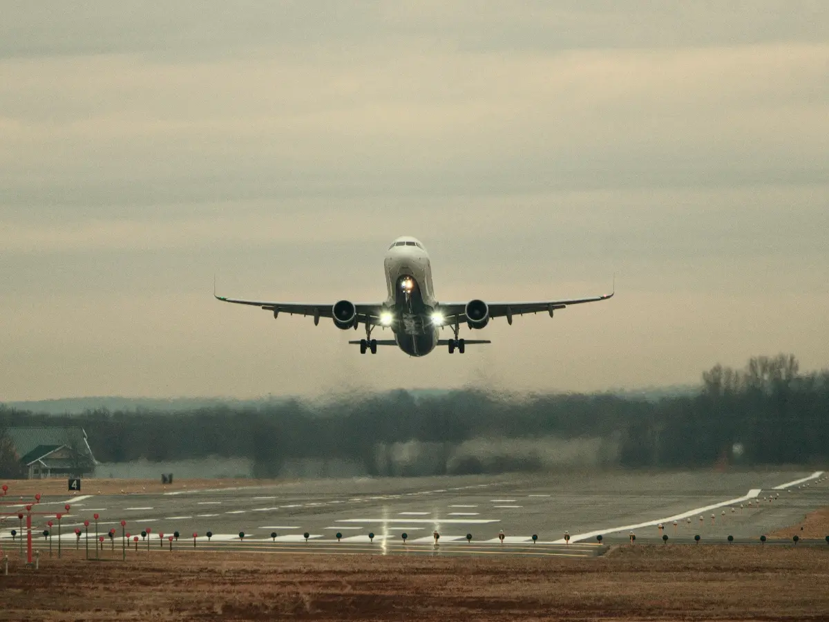 End of duopoly? India grants initial clearance to Al Hind and FlyExpress weeks after IndiGo disruptions End of duopoly? India grants initial clearance to Al Hind and FlyExpress weeks after IndiGo disruptions