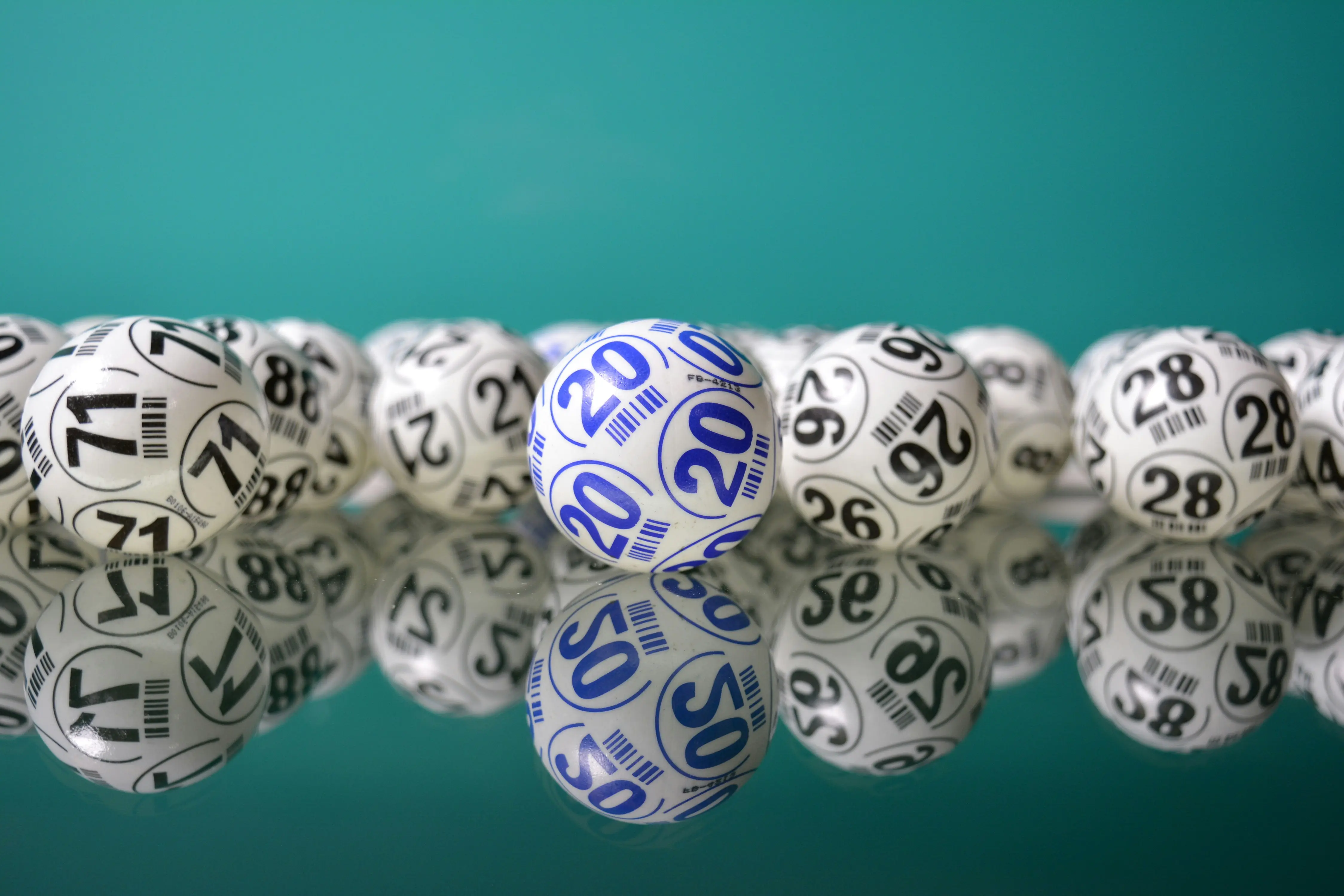A billion-dollar Christmas: Arkansas player wins $1.87bn Powerball prize