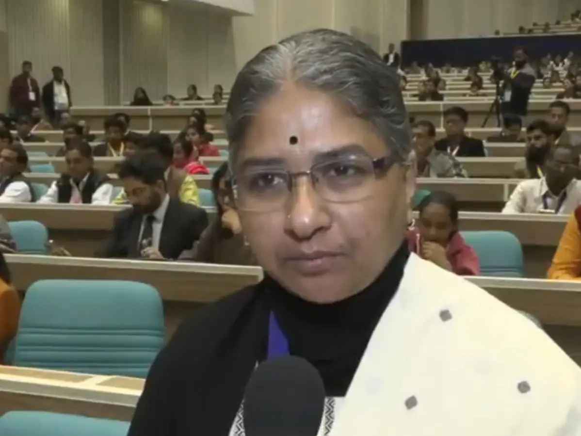 ‘A bittersweet moment’: Mother receives bravery award on Veer Baal Diwas for 8-year-old daughter who died saving a boy ‘A bittersweet moment’: Mother receives bravery award on Veer Baal Diwas for 8-year-old daughter who died saving a boy