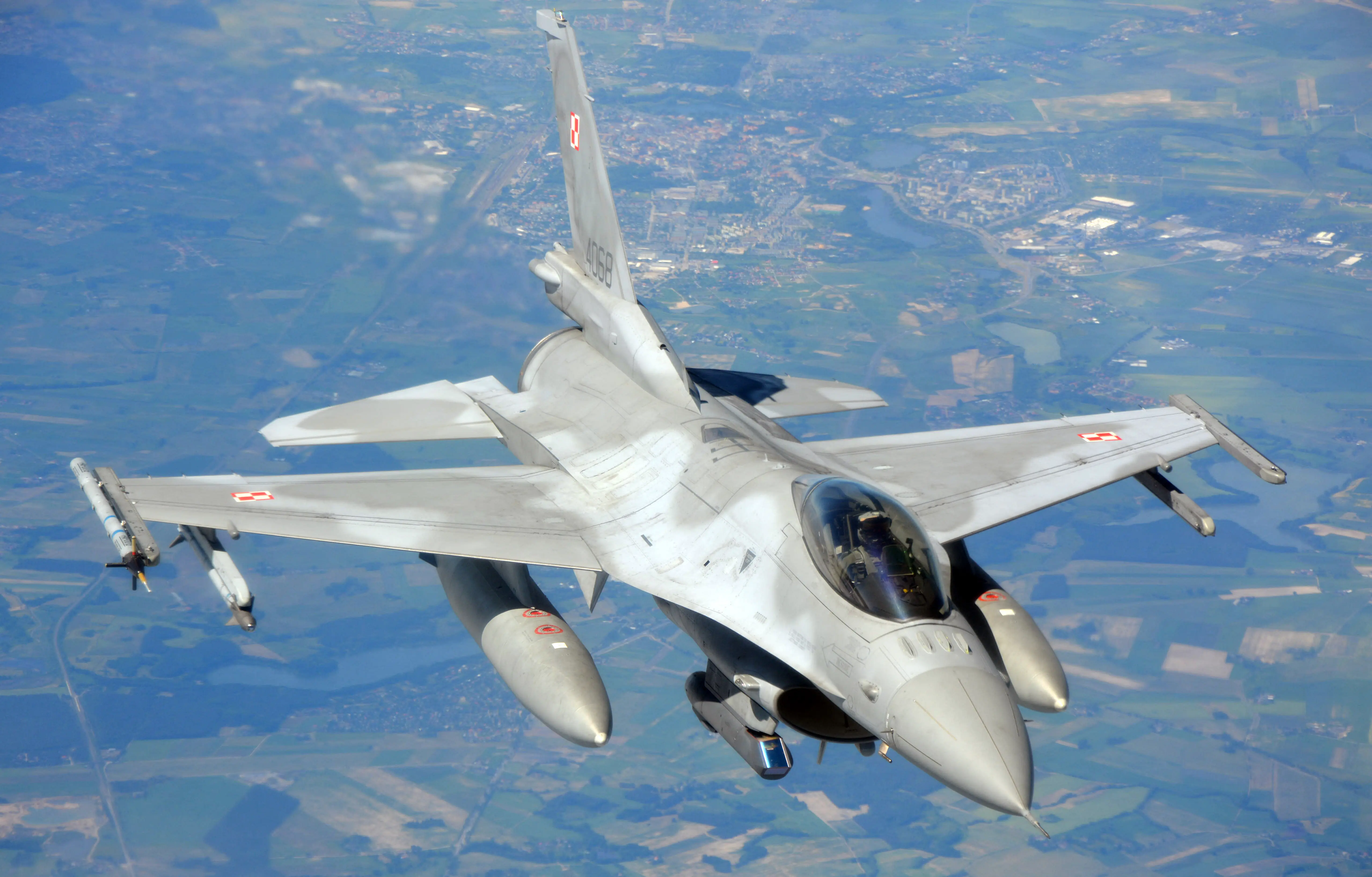 Missile Employment Now Standard Air Combat Doctrine