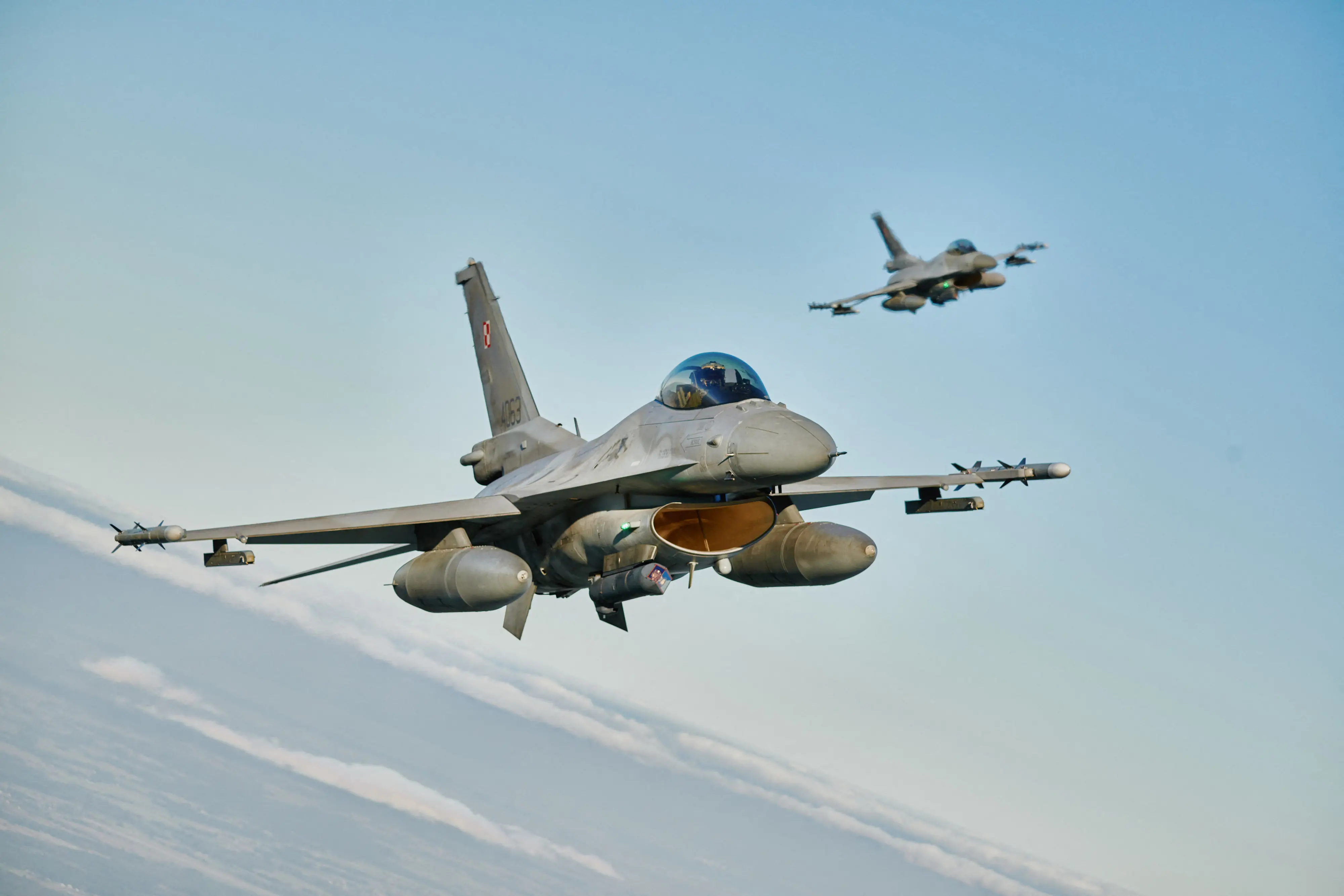 Dual-Band Jamming Systems