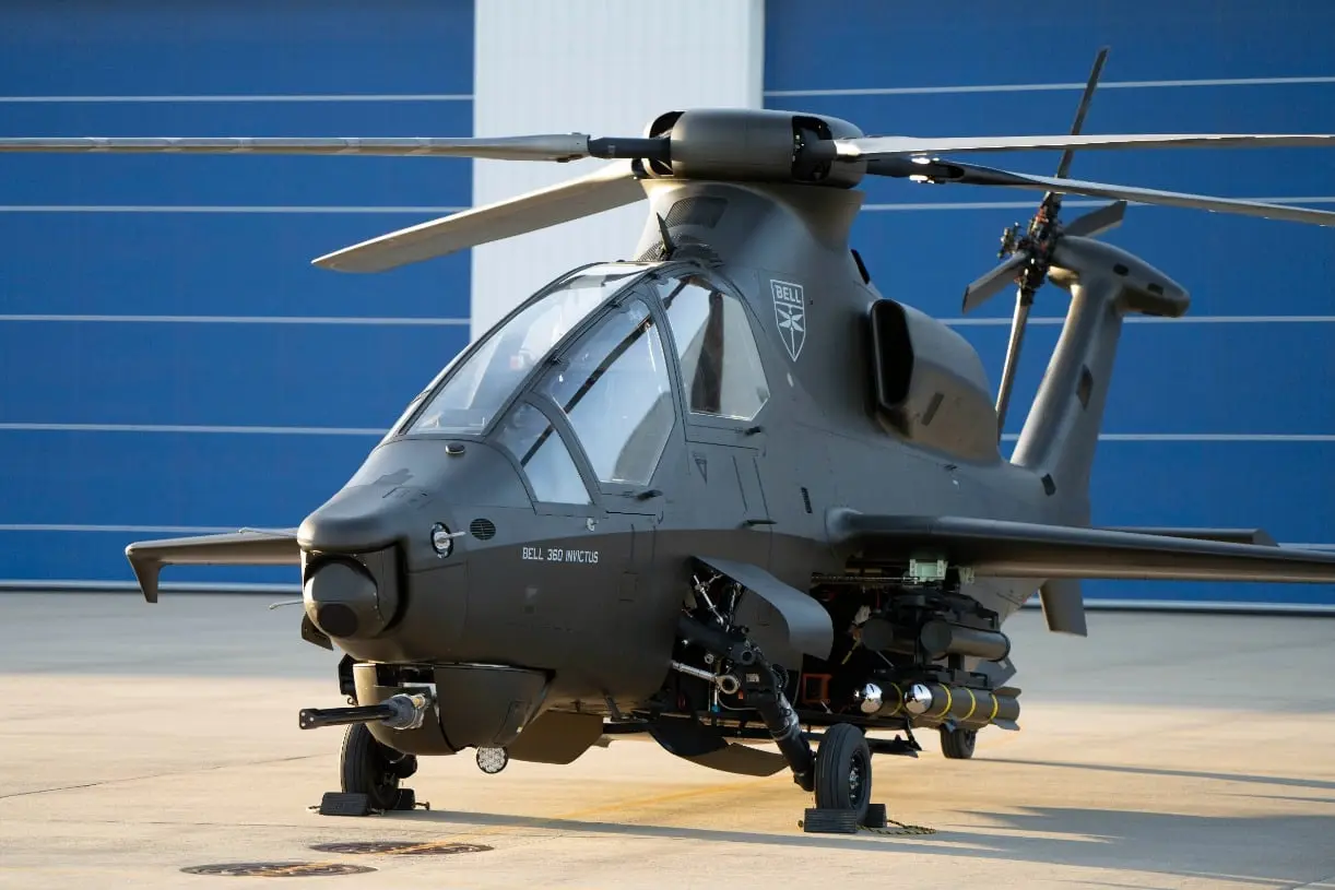 The Manned-Unmanned Team Pilots Controlling Robots