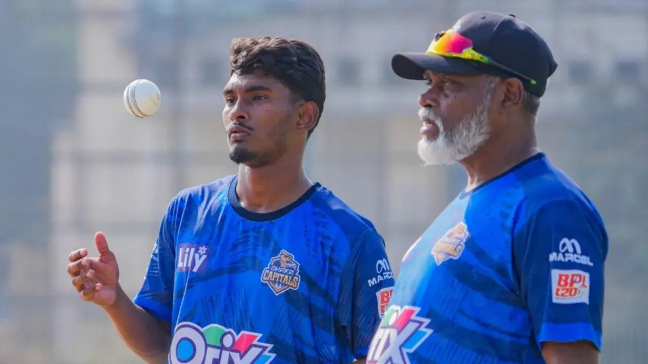 Bangladesh Premier League: Dhaka Capitals' assistant coach Mahbub Ali Zaki collapses before game, dies