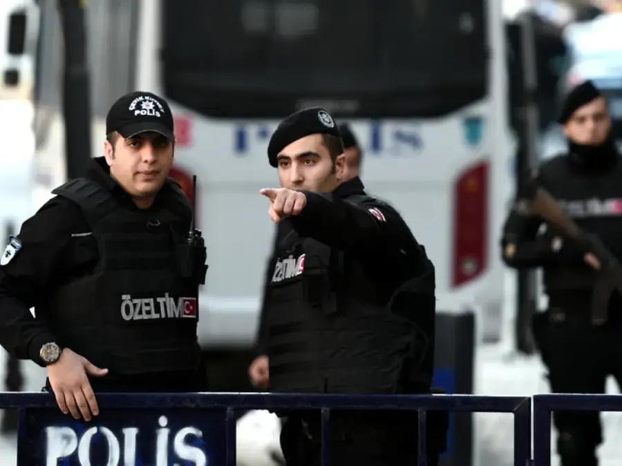 Turkish authorities arrest over 100 ISIL suspects amid surge in regional activity