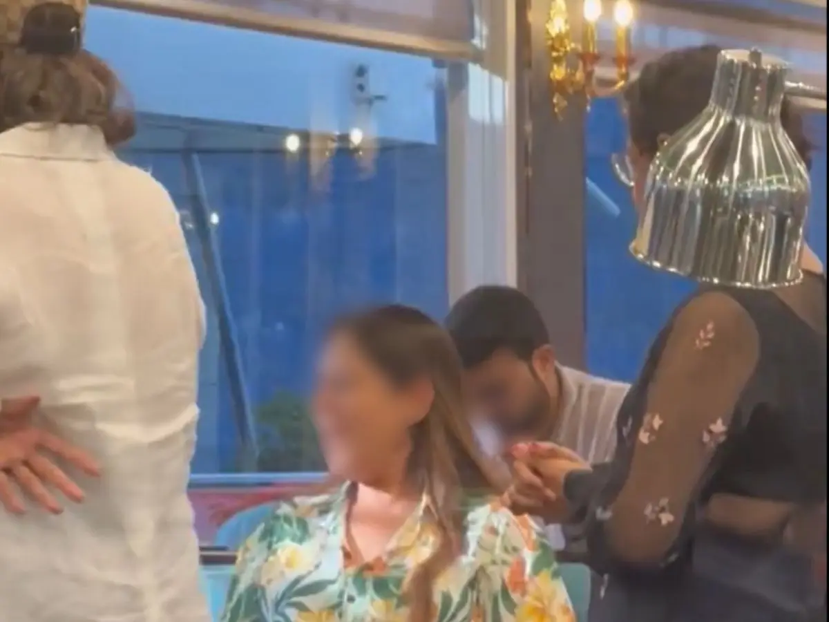 ‘Is this real’: Indian-American exec’s viral post on loud ‘aunties’ disrupting Vietnam cruise sparks civic sense debate ‘Is this real’: Indian-American exec’s viral post on loud ‘aunties’ disrupting Vietnam cruise sparks civic sense debate