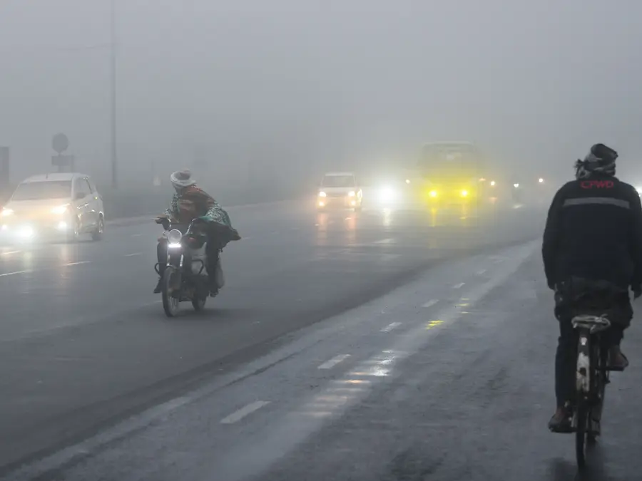 IMD warns of cold wave in Delhi; air quality remains in 'very poor' category