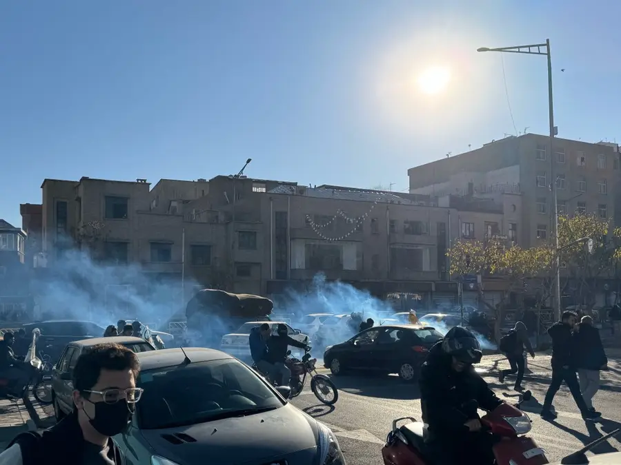 Iranian paramilitary soldier stabbed, shot dead by armed rioters during economic protests