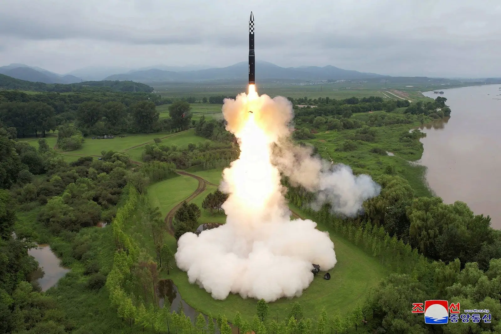 Hwasong-18: Solid-fuel stealth Harder to detect and intercept