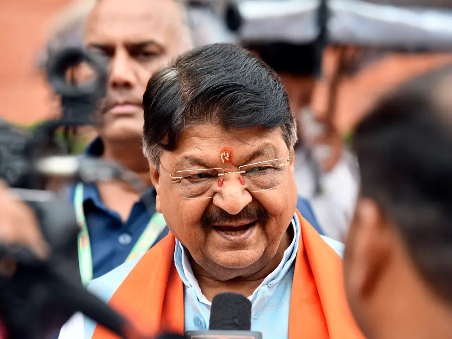 Ujjain SDM suspended after he issued an order citing Vijayvargiya’s ‘Ghanta’ remark as 'authoritarian behaviour'