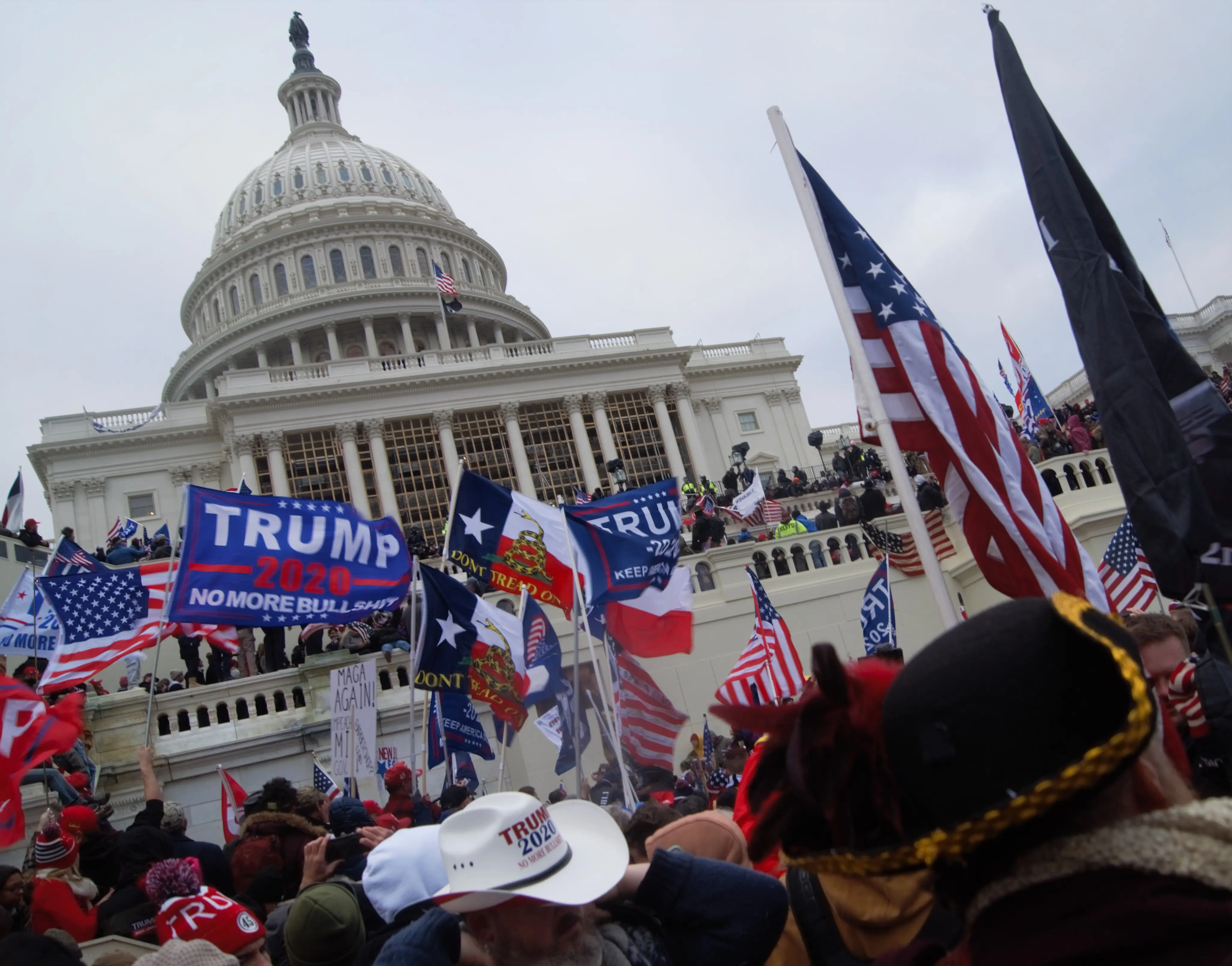 Jan 6 2021: Rioters storm Capitol Hill