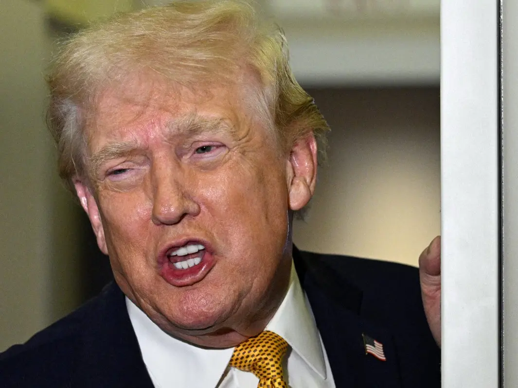 Trump says Machado doesn’t have 'support' and 'respect' to govern Trump says Machado doesn’t have 'support' and 'respect' to govern
