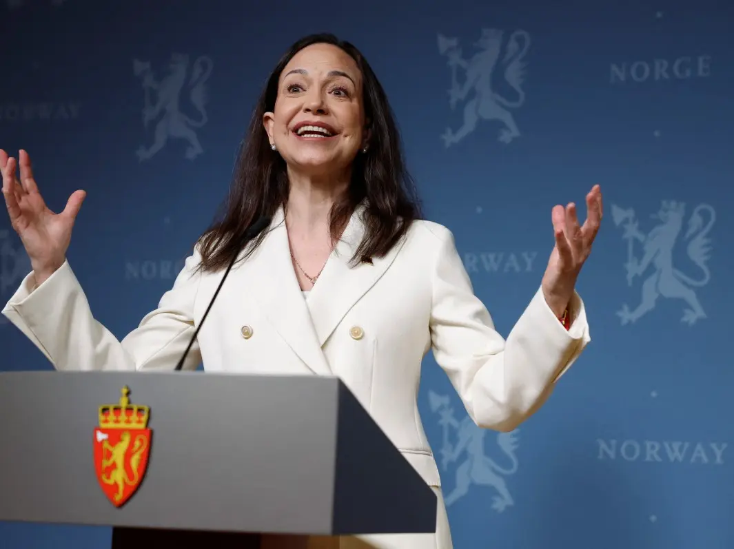 Machado offers to share her Nobel Peace Prize with Donald Trump Machado offers to share her Nobel Peace Prize with Donald Trump