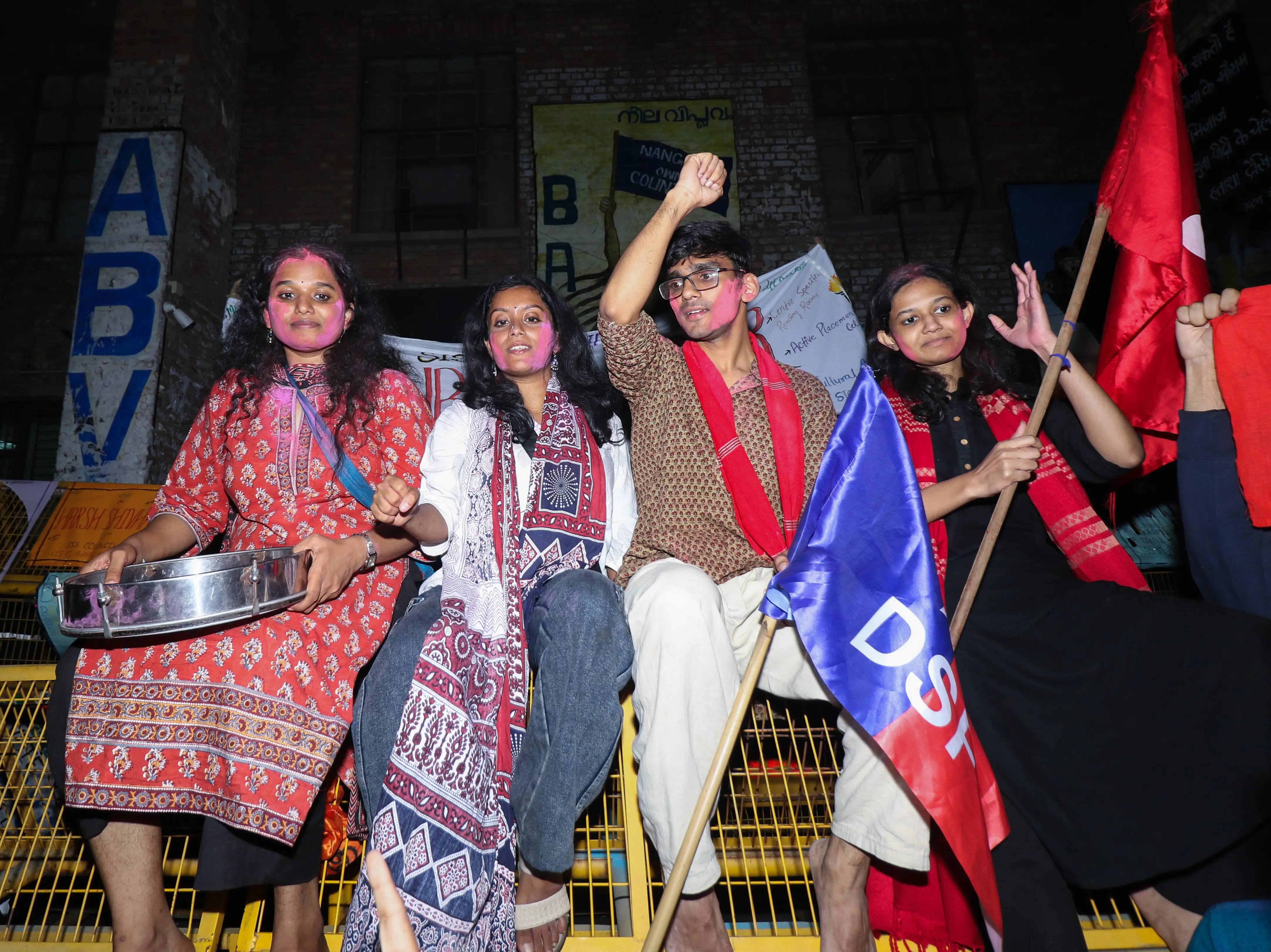 'Where is Komal Sharma?': JNUSU reacts to slogan controversy, calls it a bid to tarnish university's reputation 'Where is Komal Sharma?': JNUSU reacts to slogan controversy, calls it a bid to tarnish university's reputation