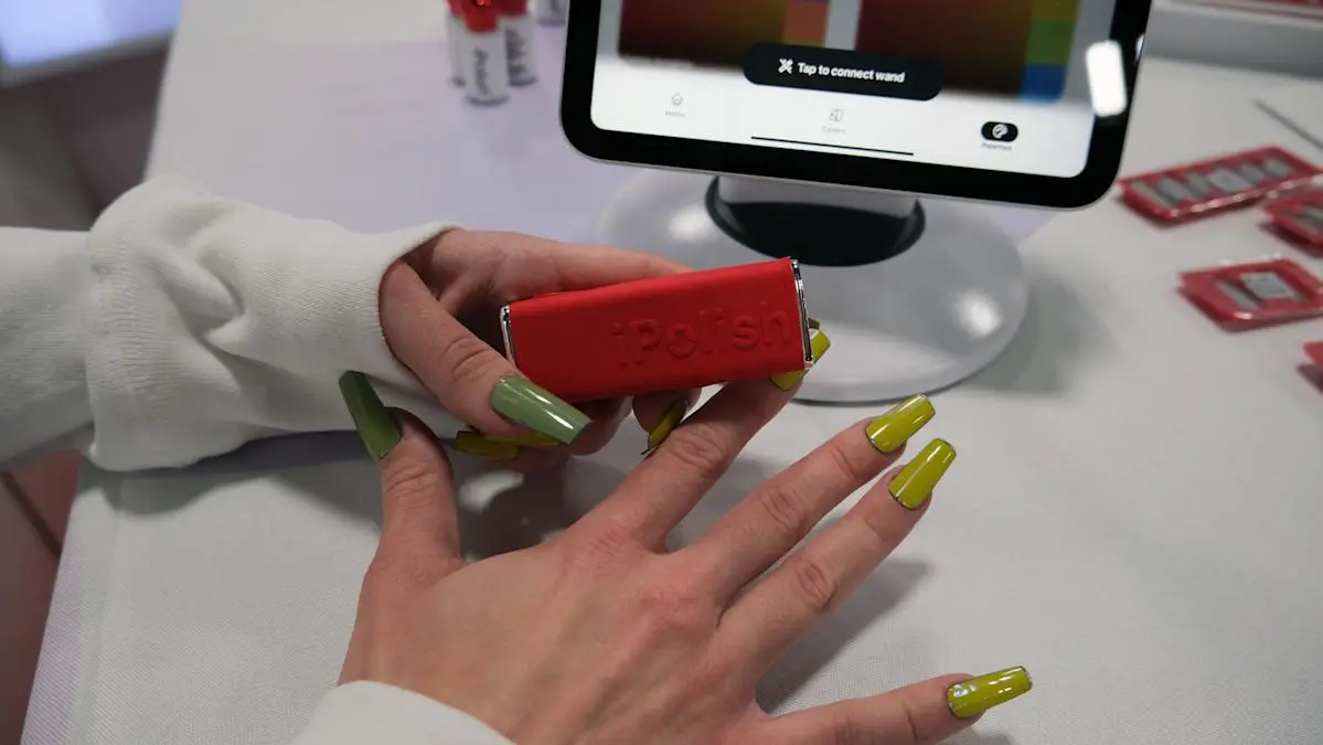 Instant colour changes iPolish digital