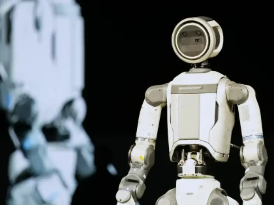 'I only gave learning algorithm': Godfather of AI admits nobody on Earth knows how AI actually thinks
