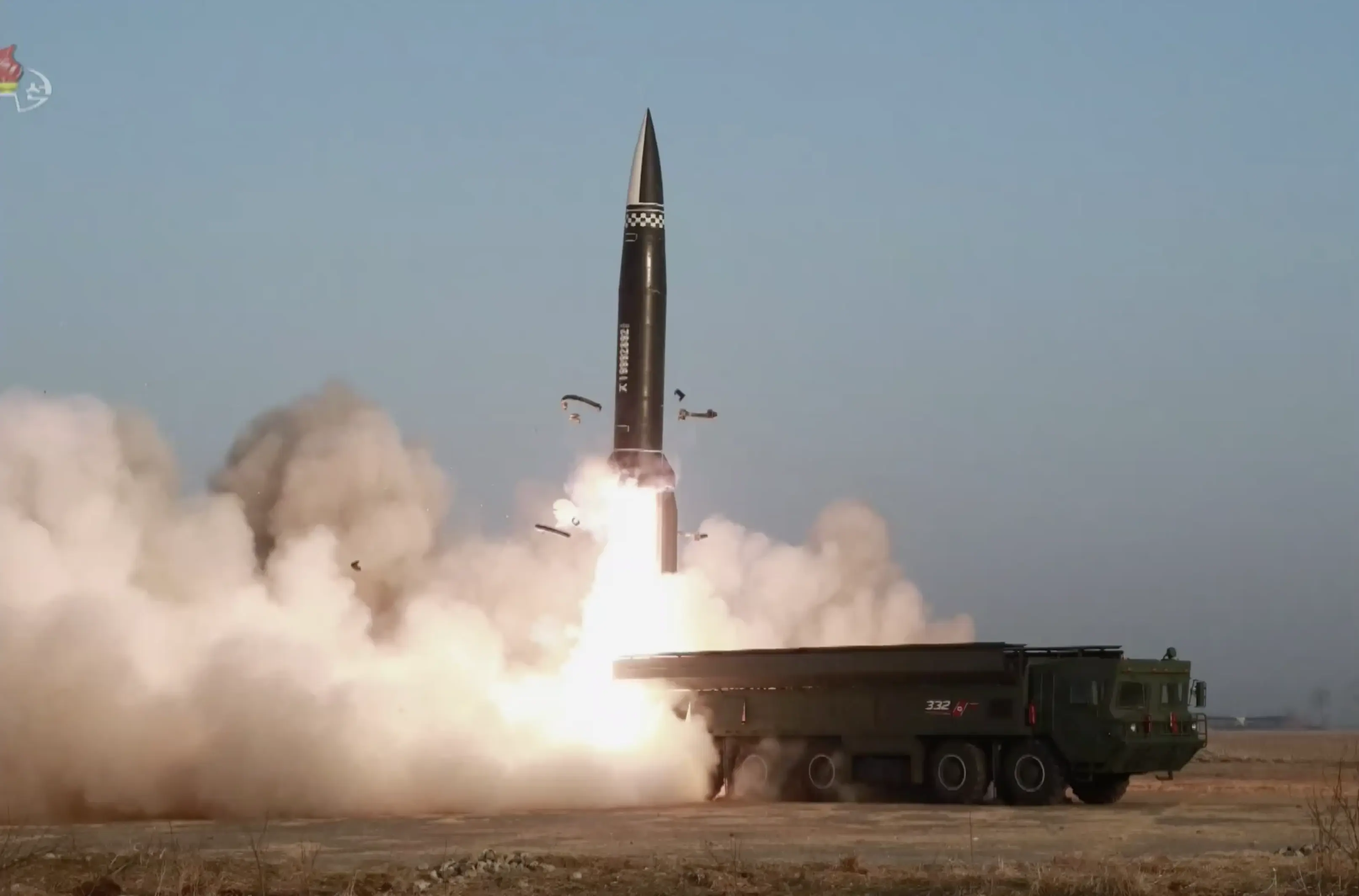 Hypersonic weapon tests