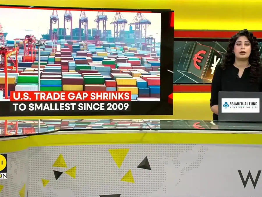 US Trade Gap Shrinks to Smallest Since 2009