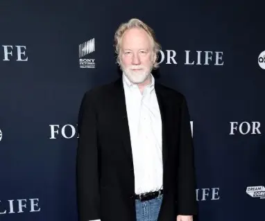 Uncle Tim touched ‘pee area': Shocking allegations against Timothy Busfield, arrest warrant issued