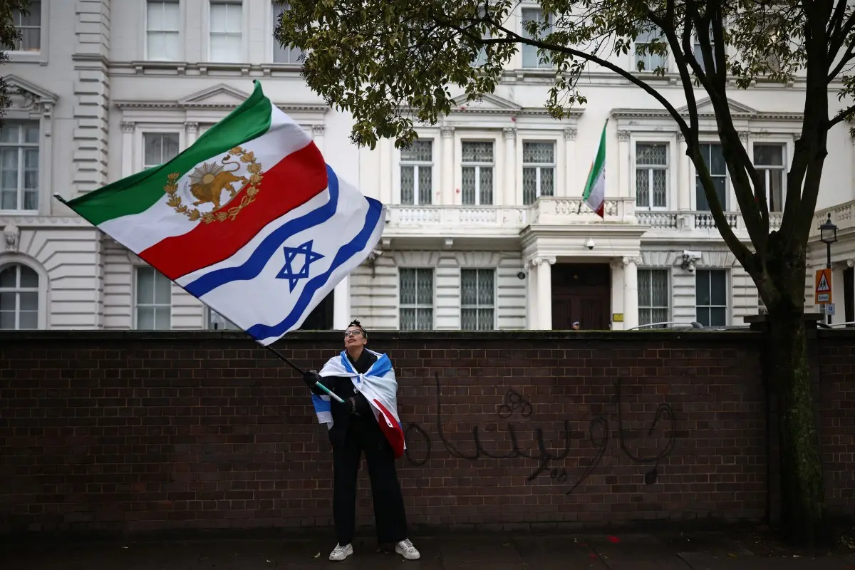 Iran’s army, Revolutionary Guards declare security a ‘red line’ as protests grow after US backs demonstrators