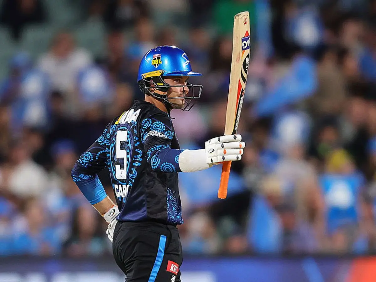 BBL: Ashes hero Alex Carey consoles daughter over loud fireworks in heartwarming video - WATCH