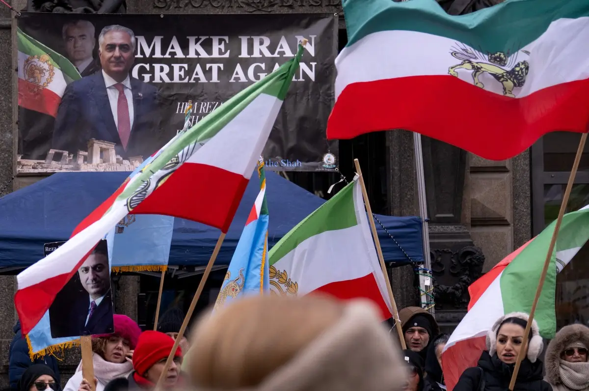 'Disgraceful banner of Islamic Republic': Iran's exiled Crown Prince tells protesters to unfurl Shah-era lion and sun flag