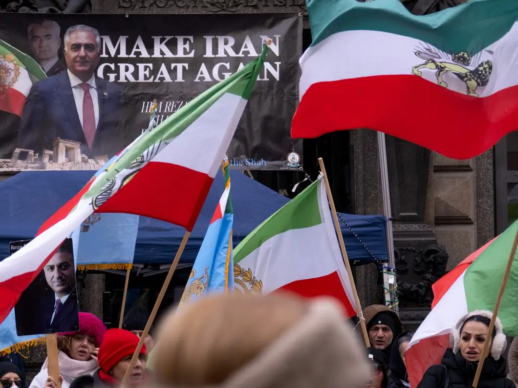 'Disgraceful banner of Islamic Republic': Iran's exiled Crown Prince tells protesters to unfurl Shah-era lion and sun flag 'Disgraceful banner of Islamic Republic': Iran's exiled Crown Prince tells protesters to unfurl Shah-era lion and sun flag