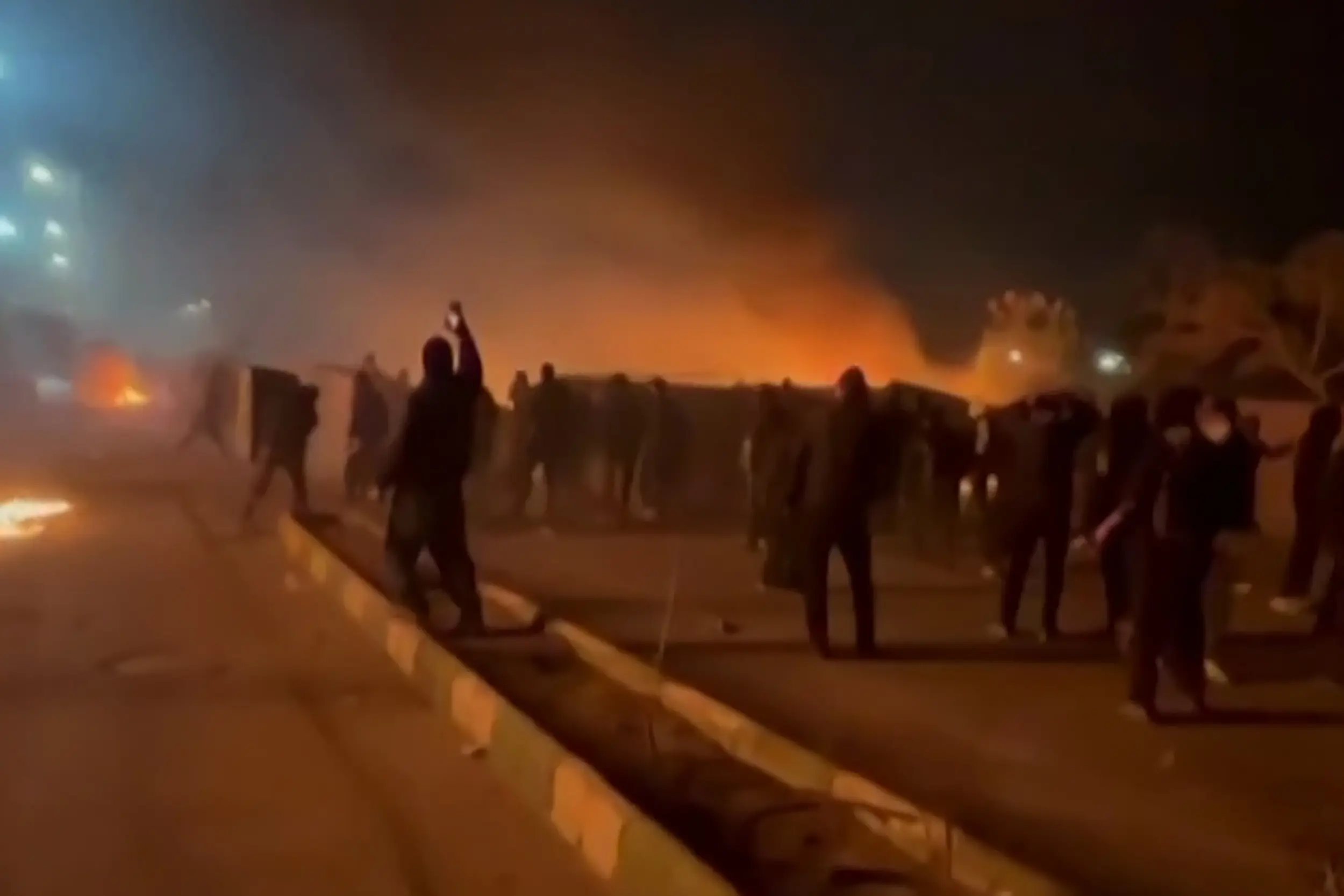 2000 people killed in crackdowns as protests enter 17th day in Iran: Report