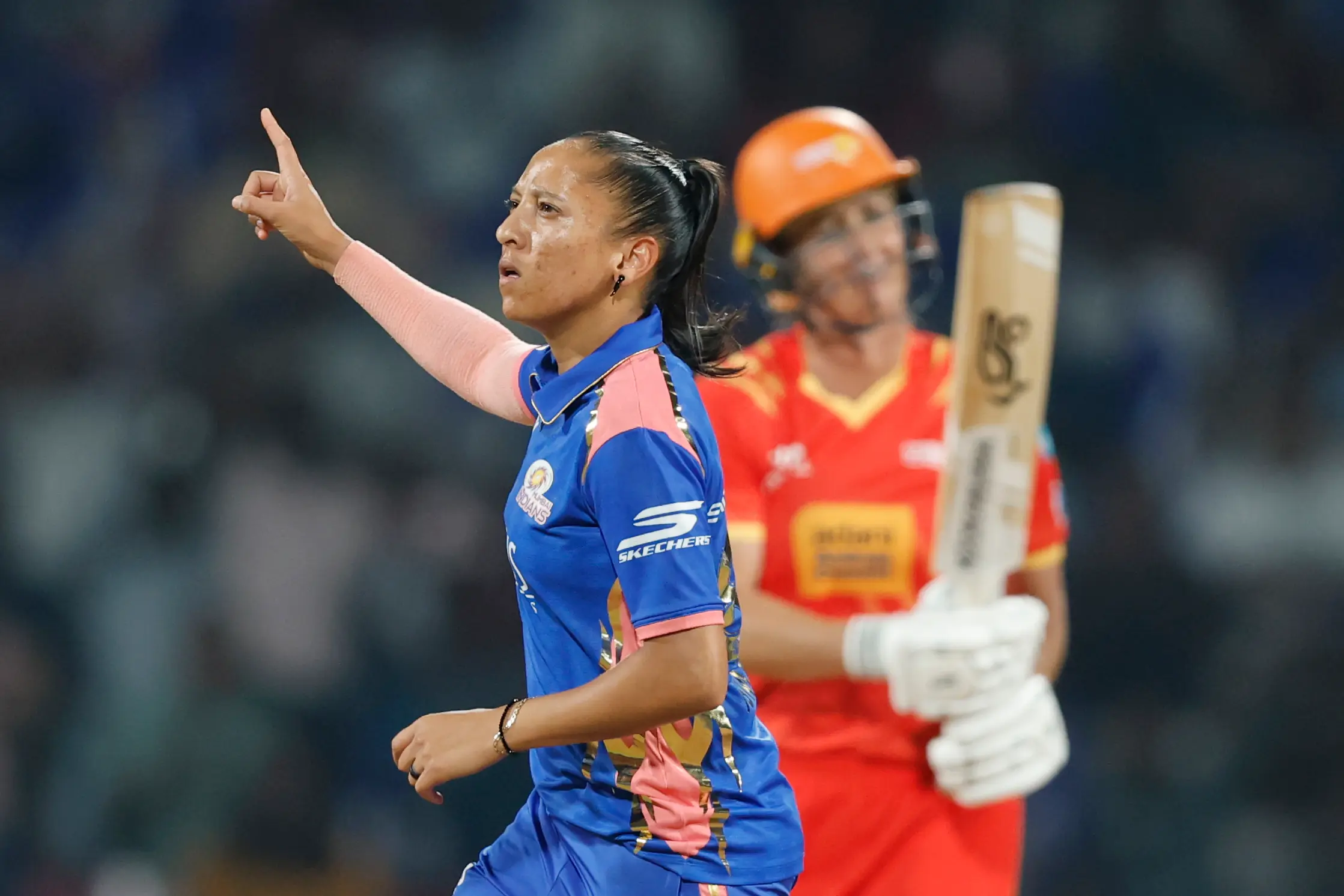 LIVE SCORE | MI vs GG, WPL 2026 Match 6: MI apply break on run scoring