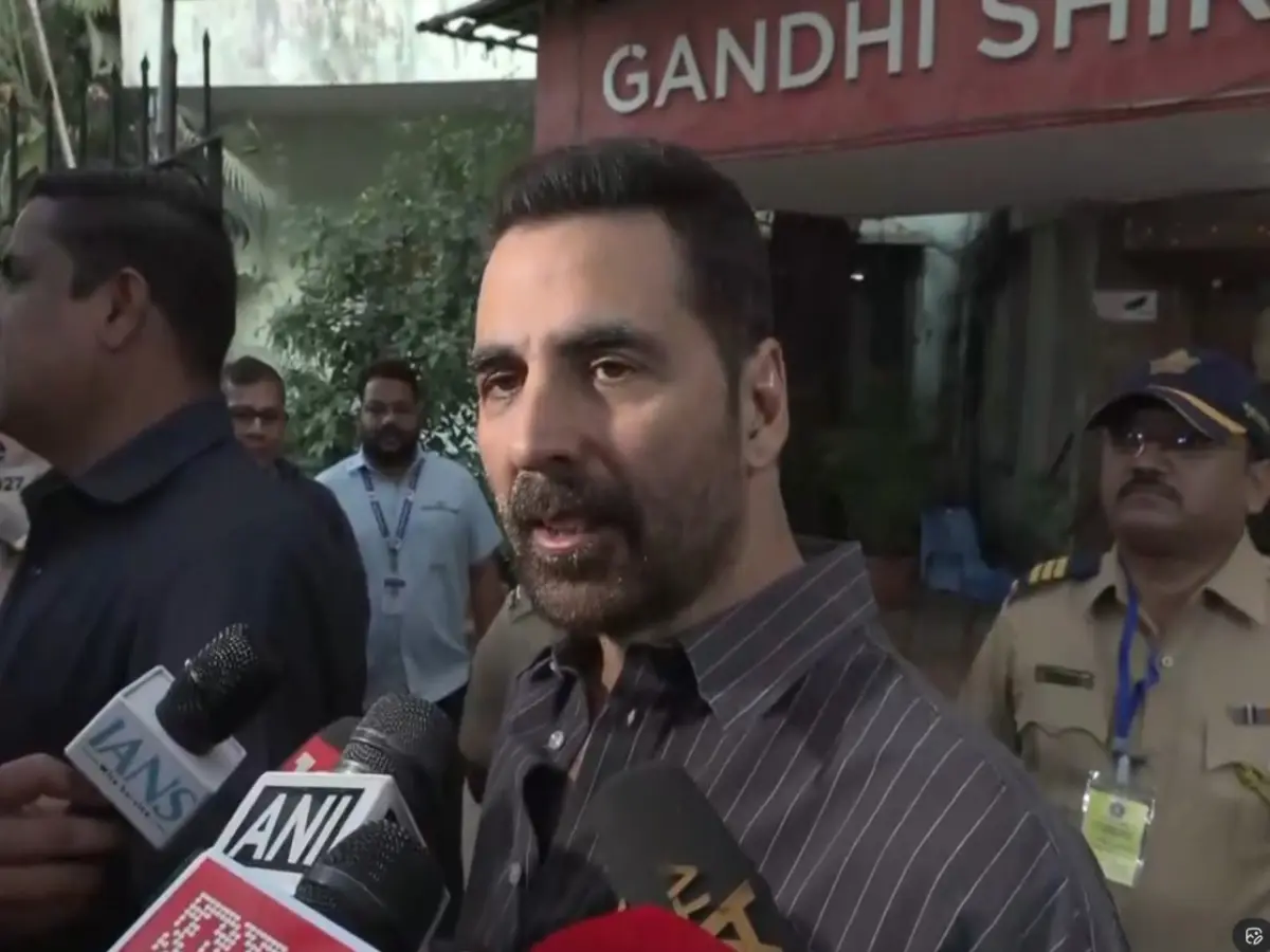 Akshay Kumar talks about LPG shortage, says wife-Twinkle Khanna bought two induction stoves