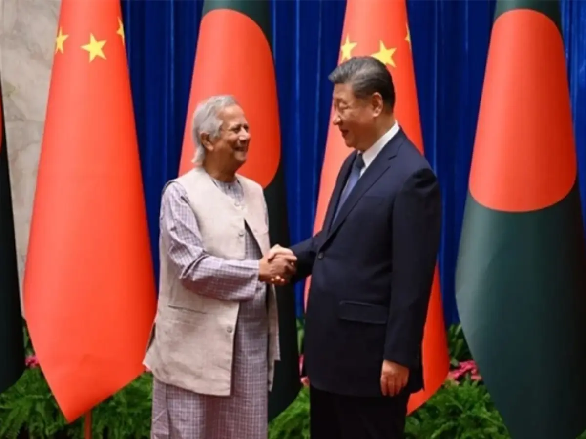 Bangladesh takes China envoy to Teesta project site near India's 'chicken's neck' Bangladesh takes China envoy to Teesta project site near India's 'chicken's neck'