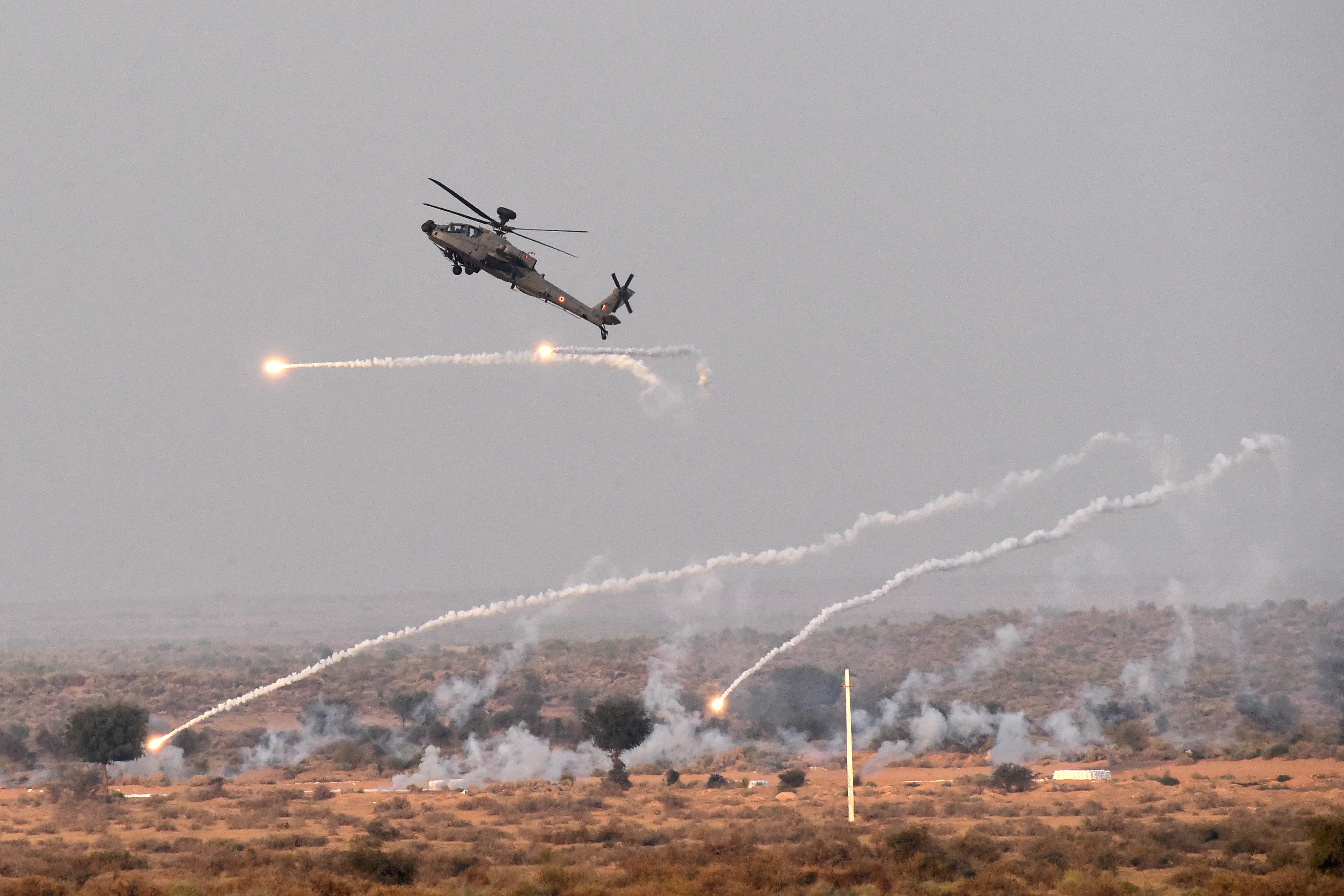'Eyes in the sky': How Apache helicopter sensors track enemies miles away