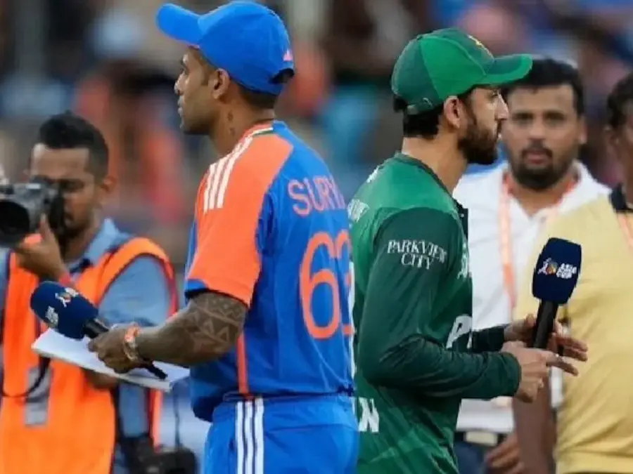 Pakistan stoops to new low with 'handshake' dig at India in Australia series promo | WATCH