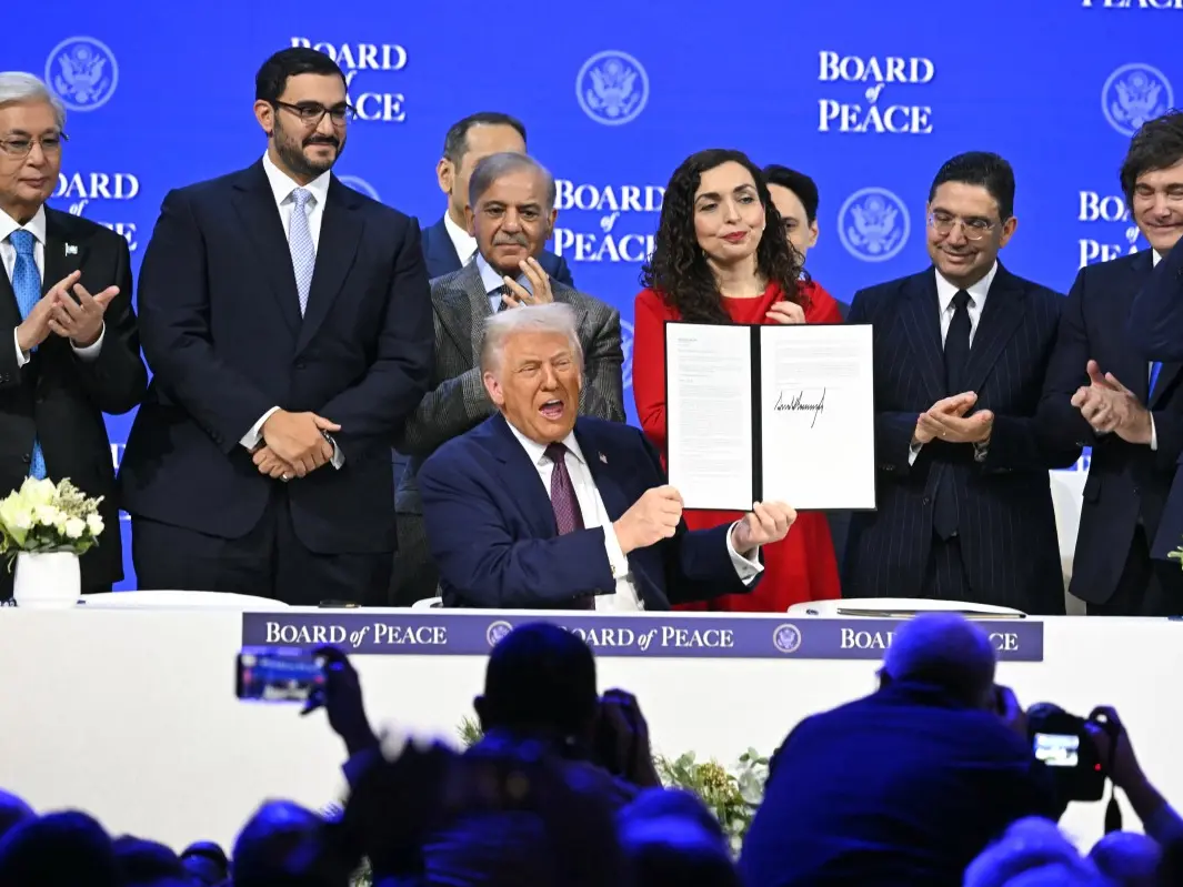 Trump at Davos 2026: 'UN couldn’t have ended those 8 wars' as he signs Board of Peace charter Trump at Davos 2026: 'UN couldn’t have ended those 8 wars' as he signs Board of Peace charter