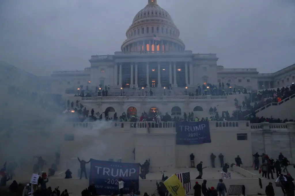The 7 stages of imperial collapse - US is deep inside the pattern