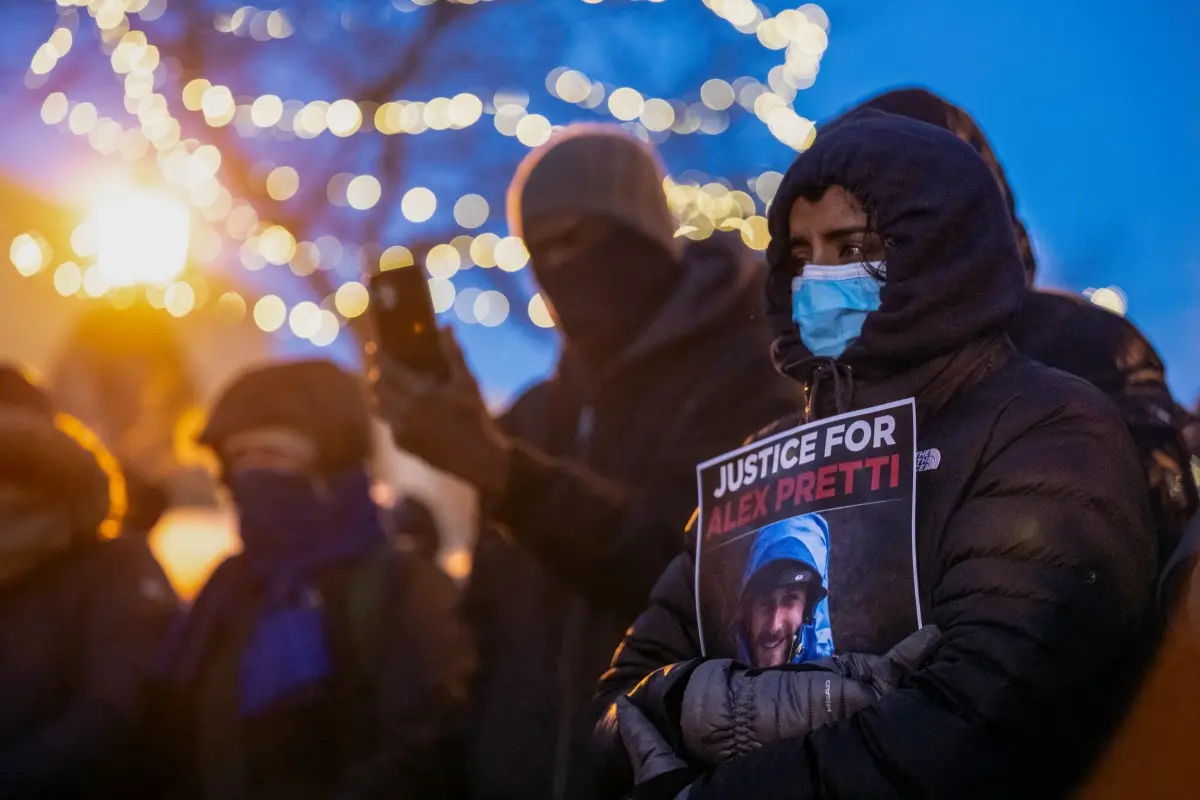 Alex Pretti's death and pressure on Trump administration