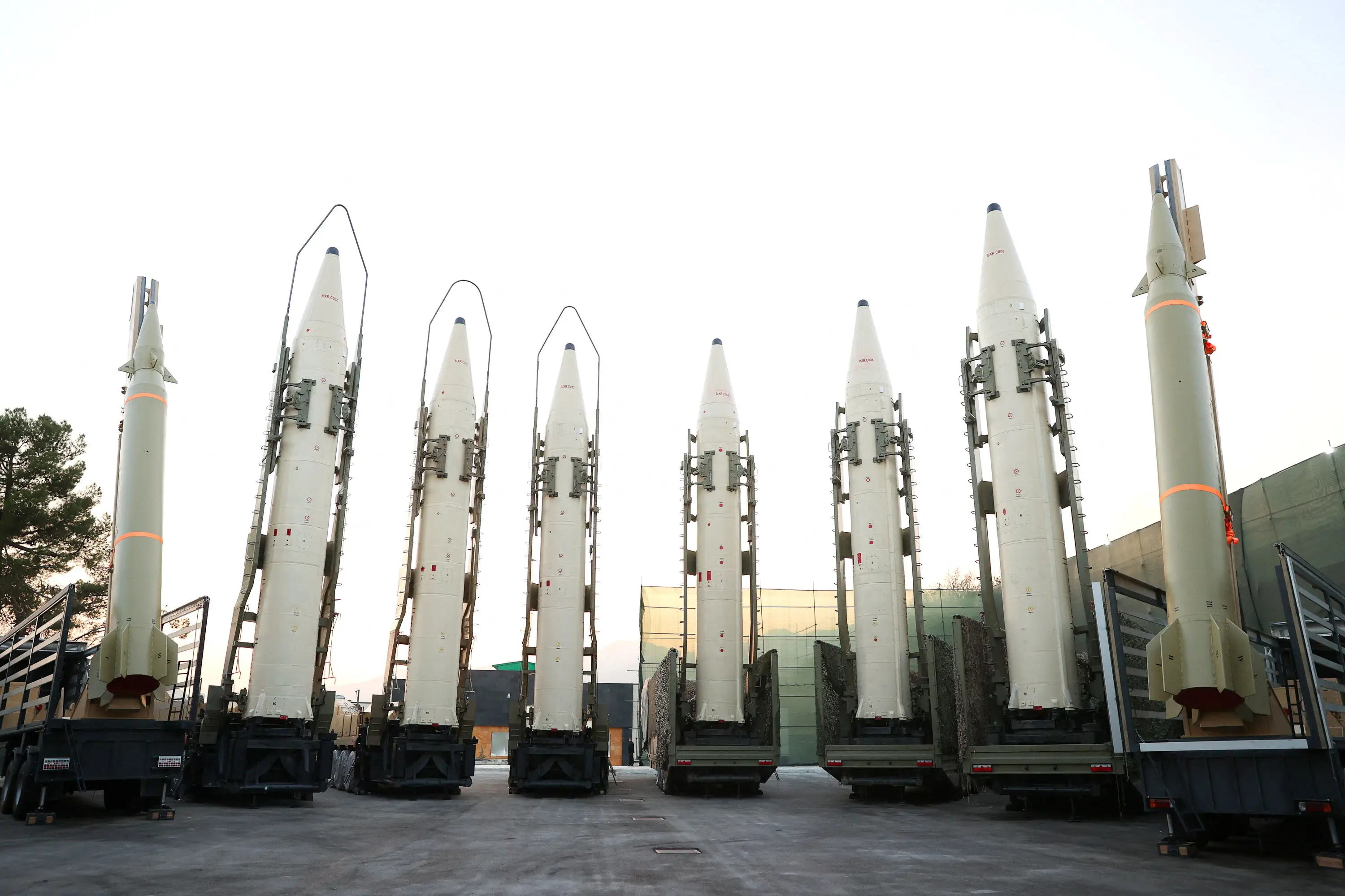 2. Fortifying the "Shield": Patriot and THAAD