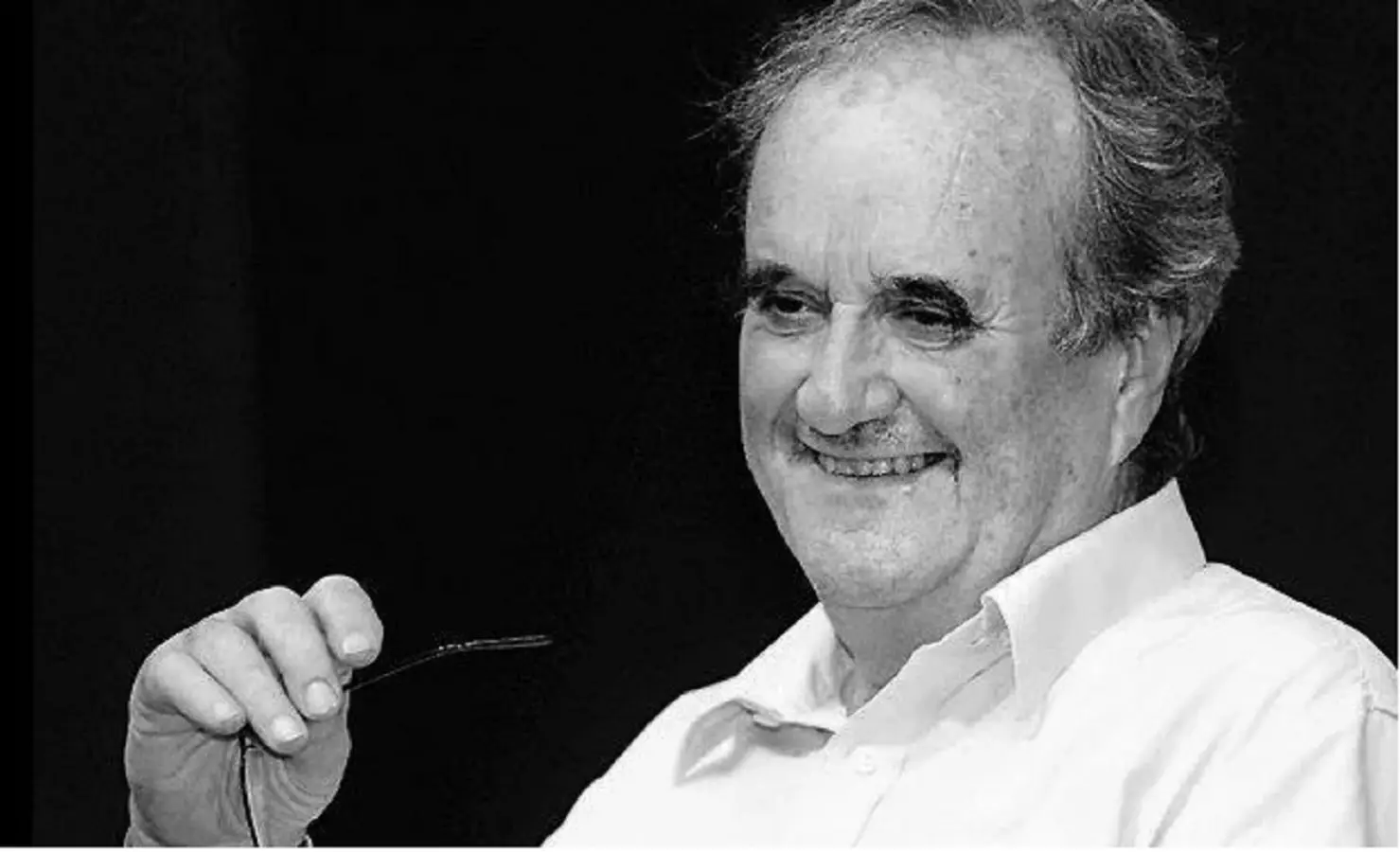 Veteran journalist and author Mark Tully passes away at 90