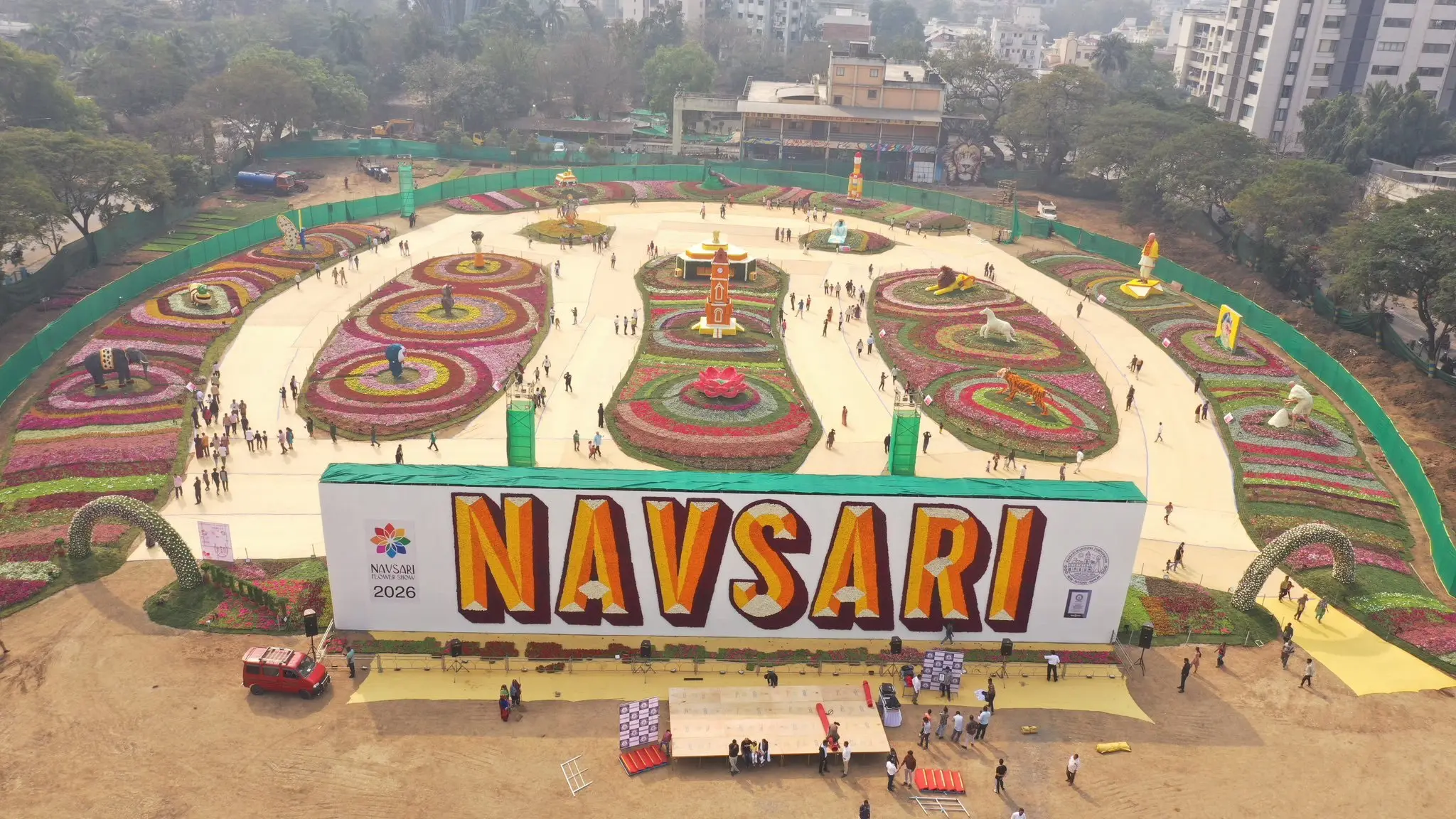 From petals to pride: Navsari’s debut flower show sets world record in Gujarat