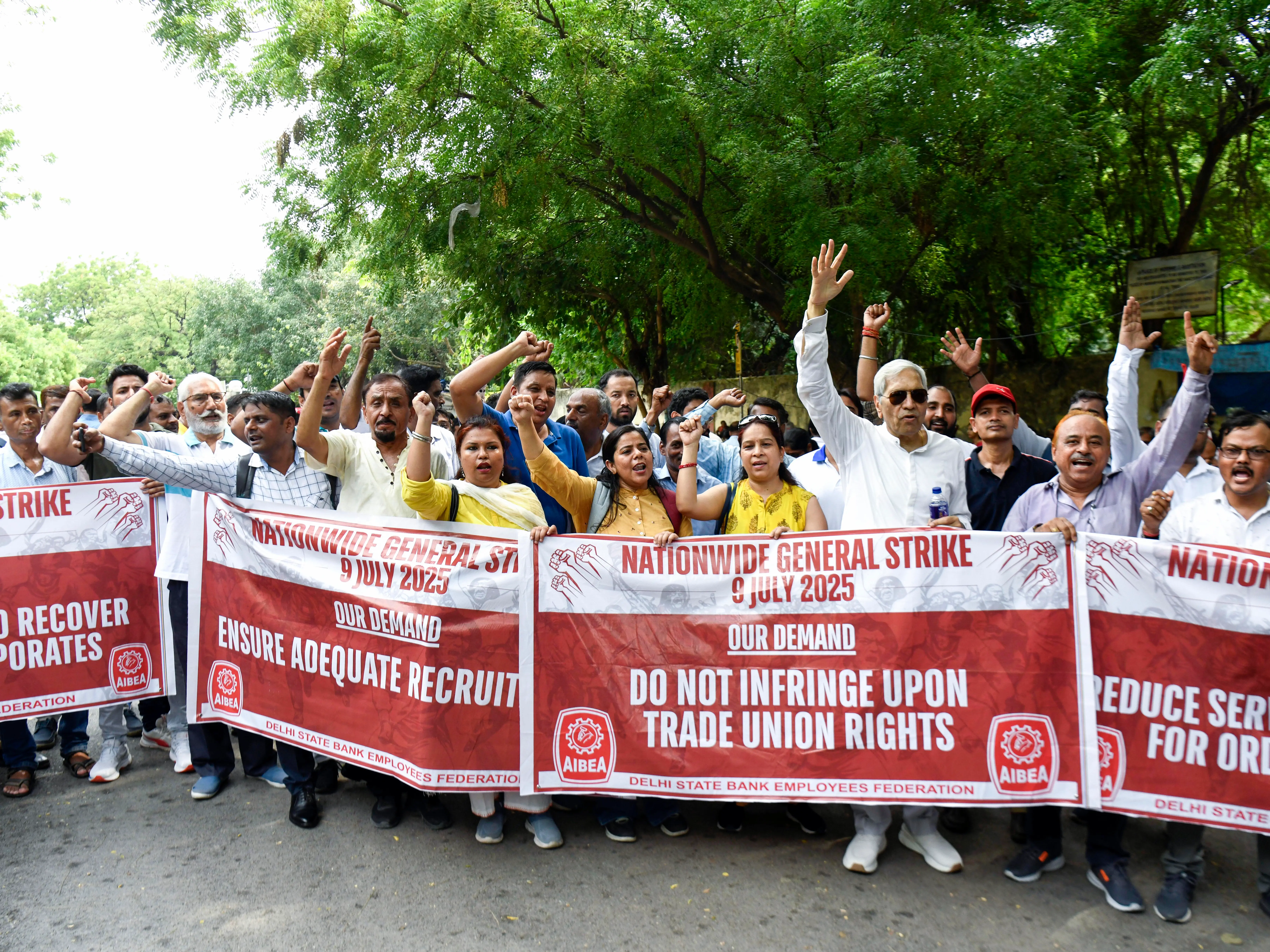 Why are unions calling a bank strike on Tuesday, and which banks will remain closed? Why are unions calling a bank strike on Tuesday, and which banks will remain closed?