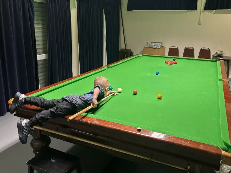 2-year-old England boy sets two Guinness world records with AMAZING snooker trick shots 2-year-old England boy sets two Guinness world records with AMAZING snooker trick shots