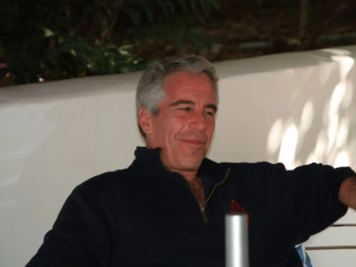 Epstein offered to share information of Donald Trump with Kremlin
