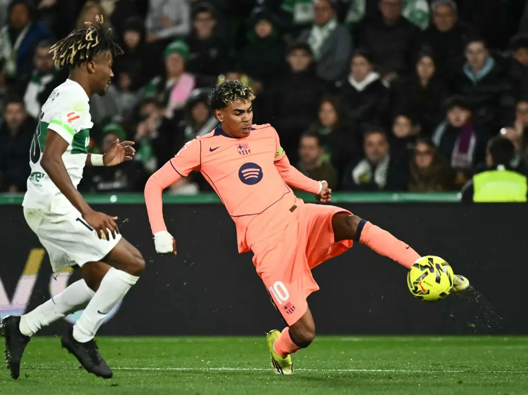 La Liga 2025-26: Yamal stars as Barcelona defeat Elche 3-1