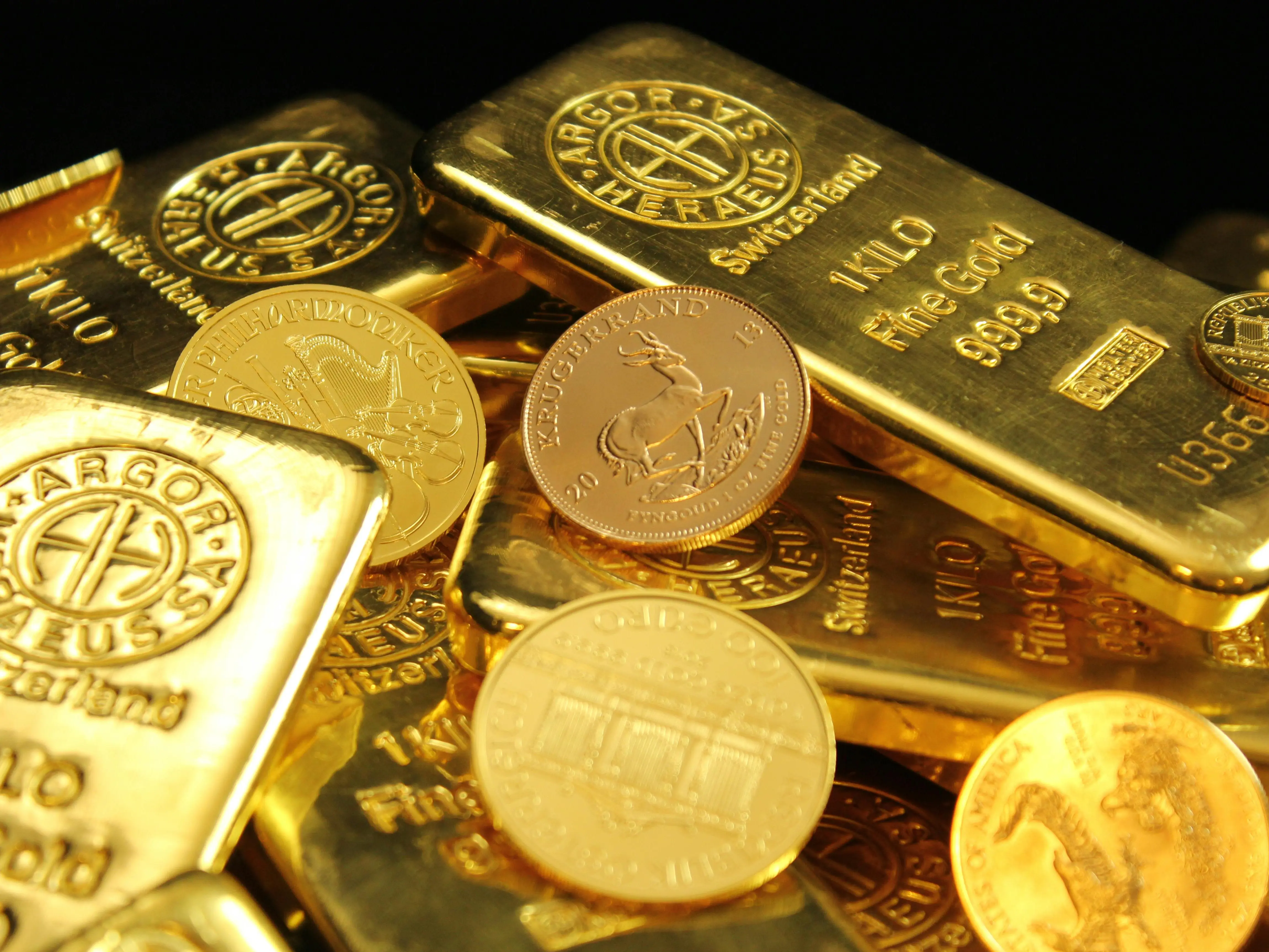 Gold, Silver crash 9% on Budget Day in one of worst sell-offs ever